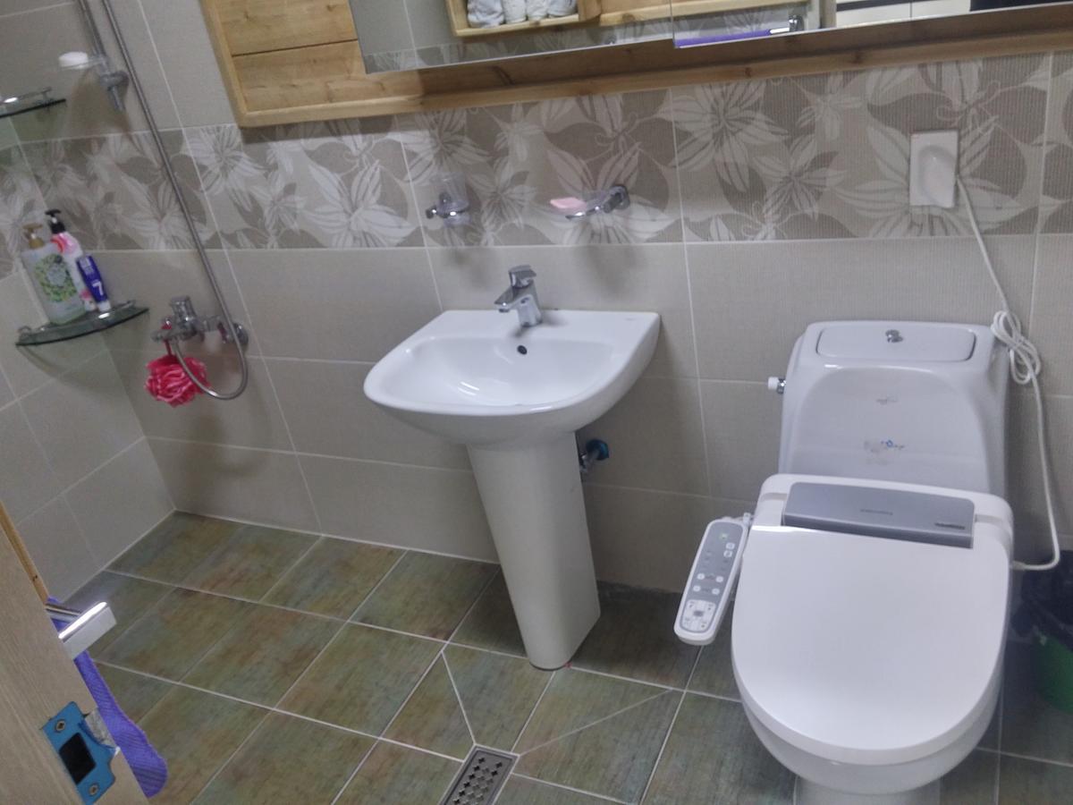 Geoje Haebaram Pension Екстер'єр фото